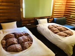 1 slaapkamer, een bureau, gratis wifi, beddengoed