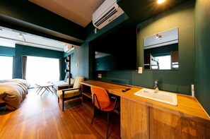 1 camera, una scrivania, ferro/asse da stiro, Wi-Fi gratuito