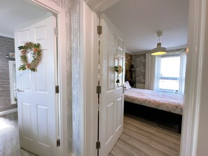 2 bedrooms, iron/ironing board, WiFi, bed sheets - Luxury 2 BR Flat in Canary Wharf
(London)