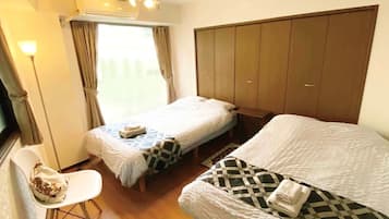 2 bedrooms, iron/ironing board, free WiFi, bed sheets