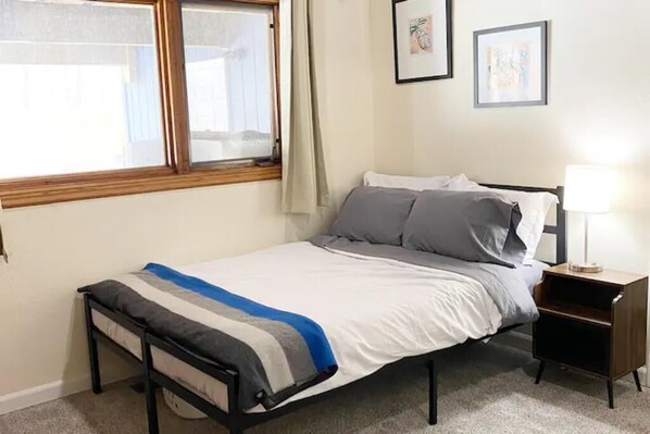 3 bedrooms - Alaskan Chalet Loft - Launch your adventures!

 (Anchorage)