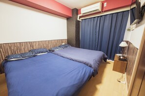 1 dormitorio, tabla de planchar con plancha, wifi gratis y ropa de cama