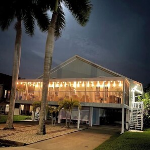 Exterior - Island Paradise Walk to the Beach-Heated Pool (Fort Myers Beach)
