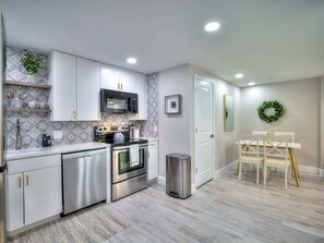 Fridge, microwave, oven, stovetop - Island Sunshine - Heated Pool-Walk to Gulf (Fort Myers Beach)