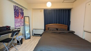 1 bedroom, desk, free WiFi, bed sheets