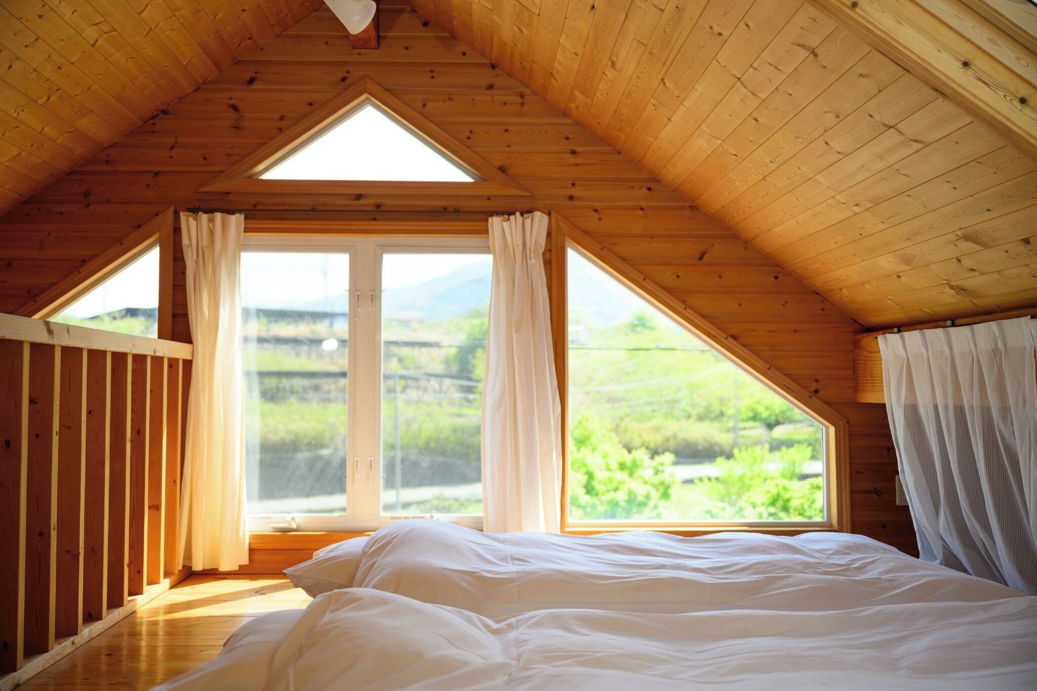 3 bedrooms, desk, free WiFi, bed sheets