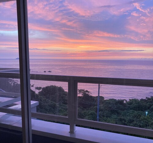 A triple room with a spectacular oceanfront view sunset right in front of you and plenty of amenit / Hamada Shimane