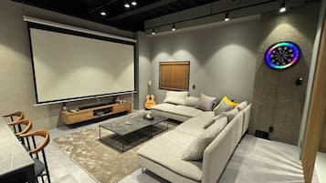 TV