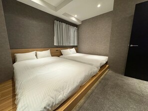 5 bedrooms, free WiFi, bed sheets