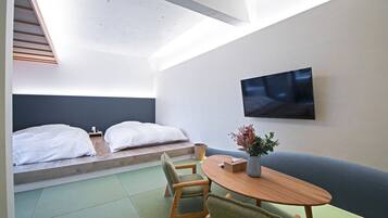 1 bedroom, desk, free WiFi
