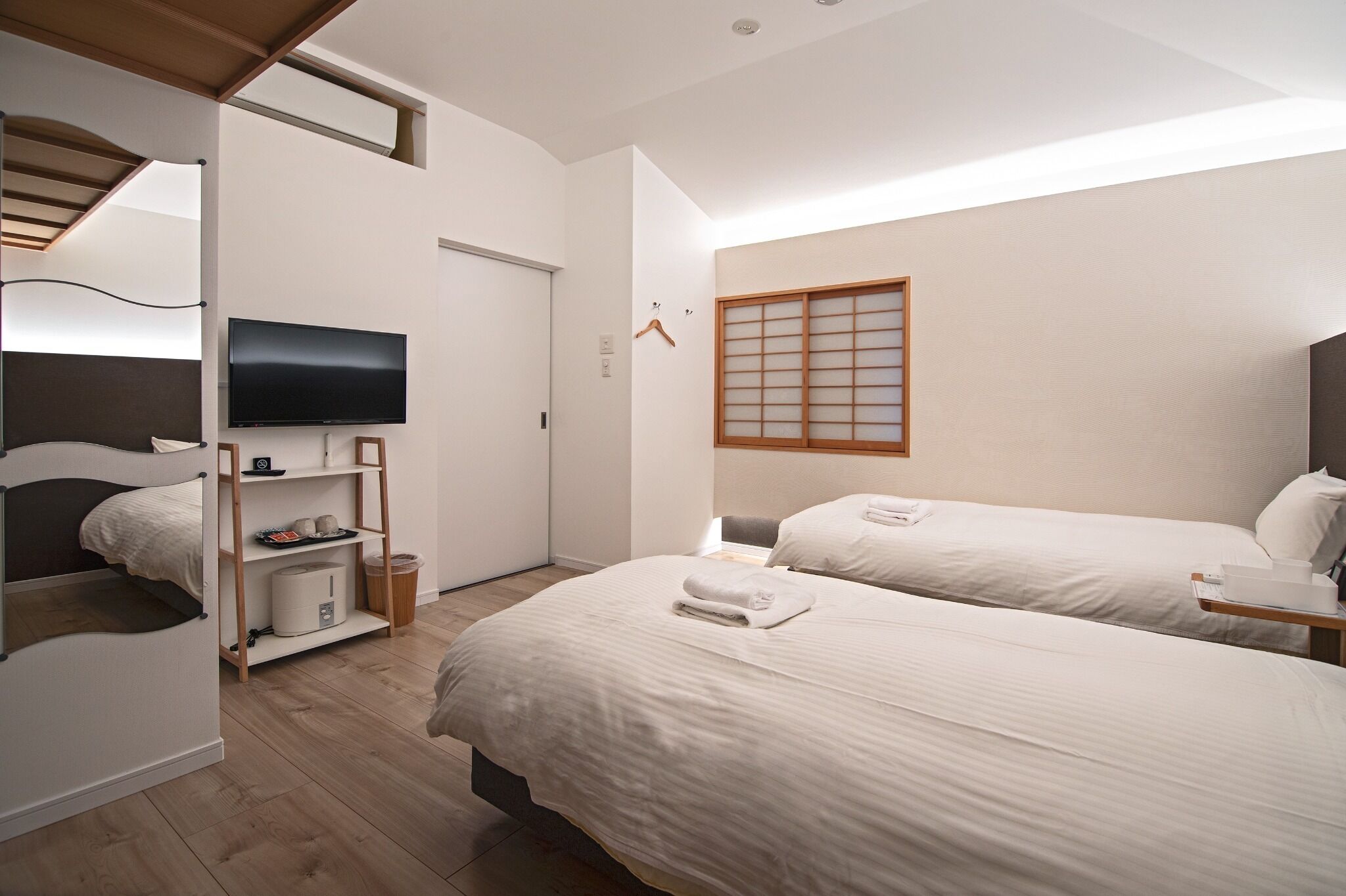 1 室のベッドルーム、デスク、WiFi (無料)