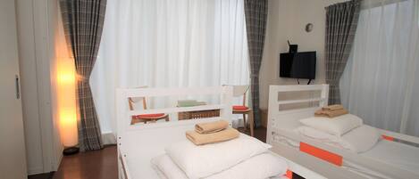 1 多间卧室、免费 WiFi、床单