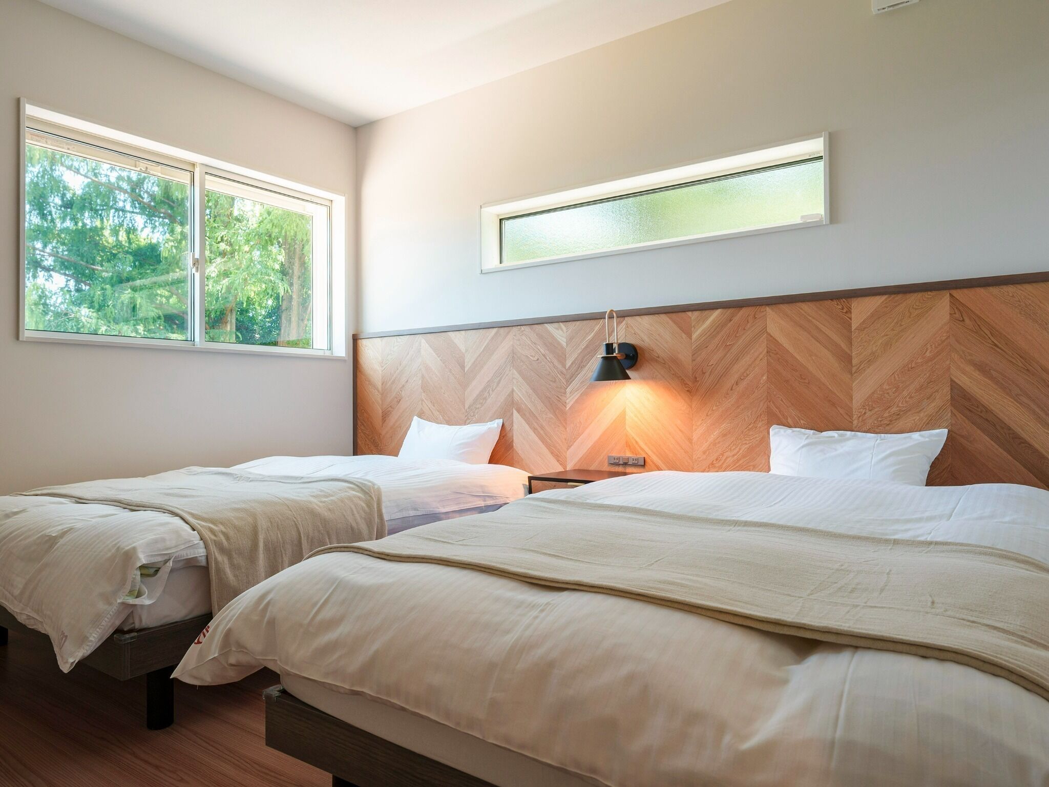 4 bedrooms, desk, free WiFi, bed sheets