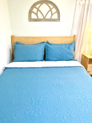 1 bedroom, WiFi, bed sheets