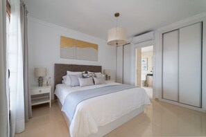 4 sovrum, strykjärn/strykbräda, gratis wi-fi och sängkläder