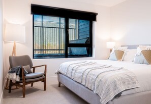 Condo | 2 bedrooms, free WiFi, bed sheets