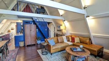 Smart-TV, peis, DVD-spiller og PC-skjermer