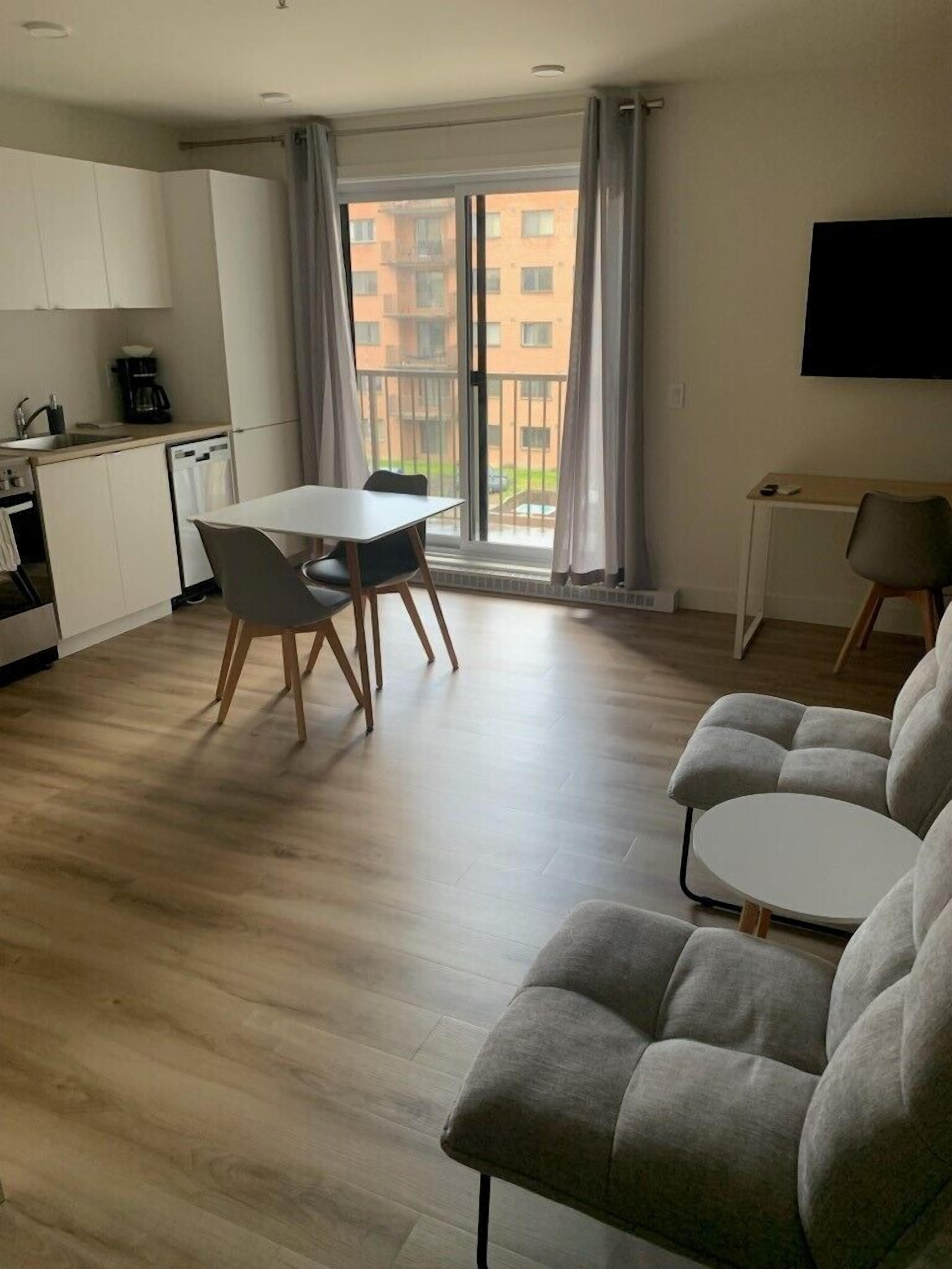 Grand Studio | Living area