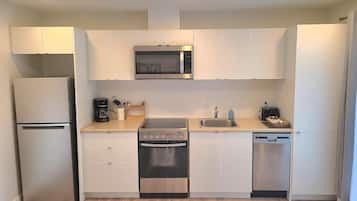 Studio Majestueux | Cuisine privée | Grand réfrigérateur, micro-ondes, four, lave-vaisselle