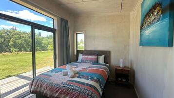 2 bedrooms, free WiFi, bed sheets