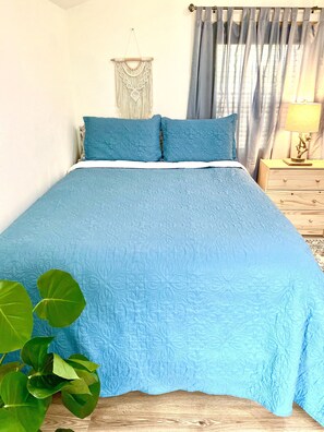 1 bedroom, WiFi, bed sheets