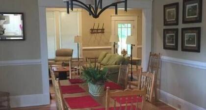 Quiet Wilcox County Retreat-Long Leaf Pine Lodge