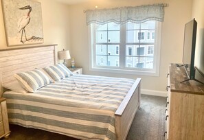 4 عدّة غرف نوم ومكتب ومكواة/لوح كي وواي فاي