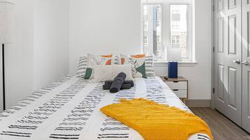 4 bilik tidur, meja, seterika/papan seterika, Wi-fi percuma