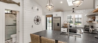 Charming Designer Cottage on Marsh