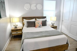 3 bedrooms, WiFi, bed sheets - Casa Marquez (Marathon)