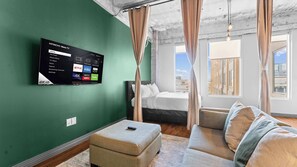 3 bedrooms, iron/ironing board, travel cot, WiFi