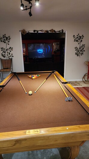 Games room - luxury estate (Stafford)