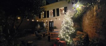 Washington Family Home - National Treasure, Est 1750 located at 107 S Lee Street