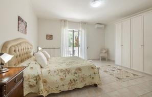 3 chambres, Wi-Fi gratuit, draps fournis