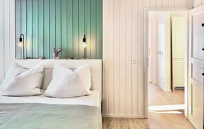 3 bedrooms, travel cot, free WiFi - Stunning home in Wandlitz with kitchen (Wandlitz)