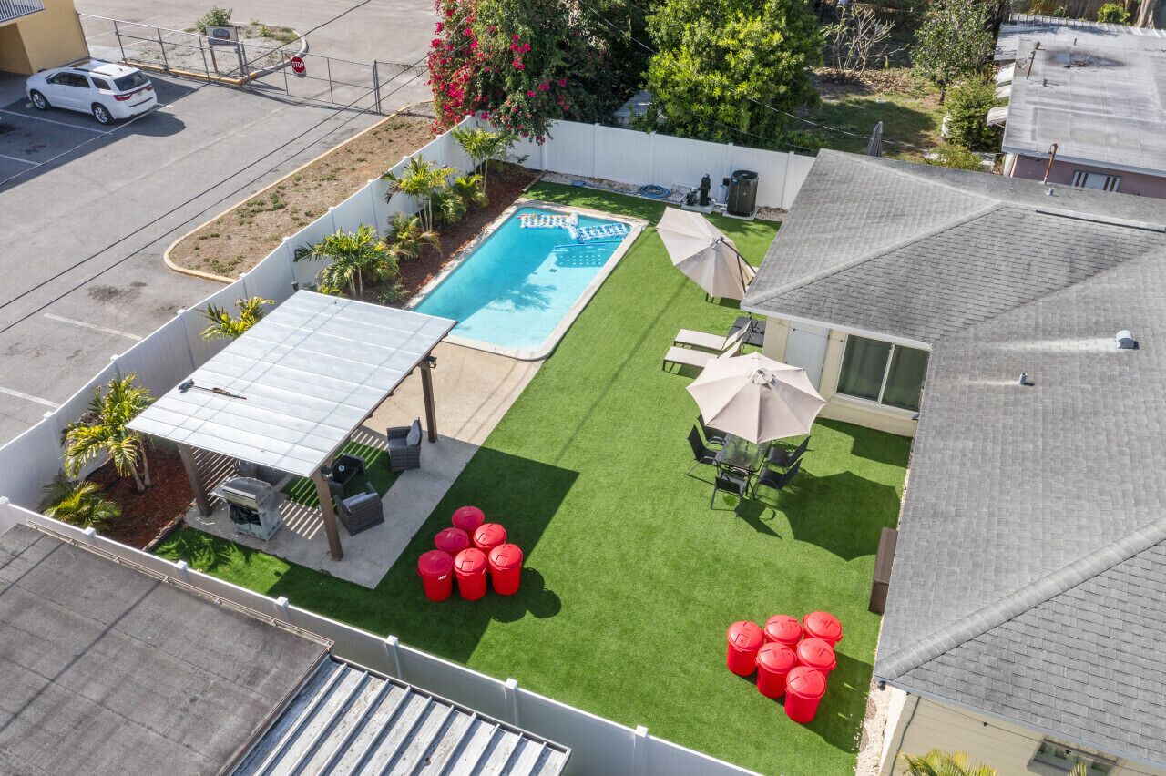 St Pete 3bd Heated Pool House <10 min to Downtown