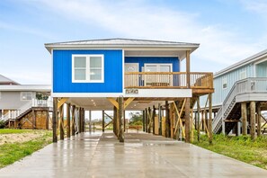 Exterior - Out O'Town ,Walk to the beach, Pets Welcome ,Carpet Free,Quite Location (Gulf Shores)