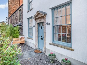 Exterior detail - 4 bedroom accommodation in Wells (Wells)