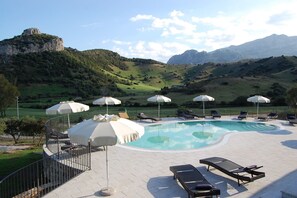 Pool - Nioleo - Nioleo - Biancospino (Siniscola)