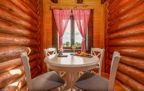 Dining - Kolibe Lika - The Valley (Musaluk)