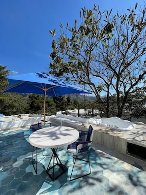 Junior Suite with Jacuzzi, Terrace and Mountain View | Terrace/patio - Casa Ndomi Tepoz (Tepoztlán)