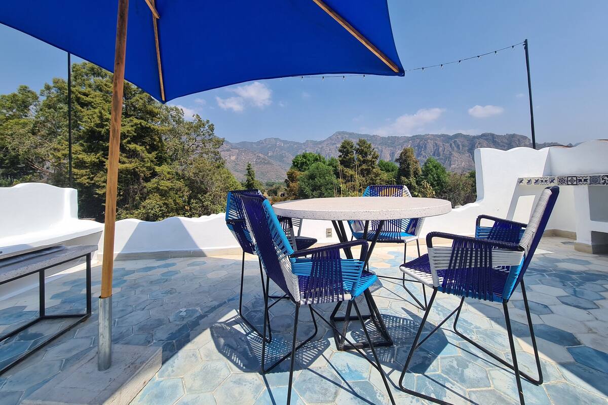 Master Suite, 2 bedrooms, Mountain View and jacuzzi | Terrace/patio