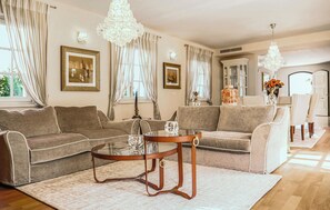 TV - Awesome home in Vabriga with WiFi (Vabriga)