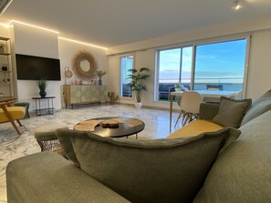 Living area - Magnifique vue Mer, la Californie (Nice)