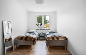 3 bedrooms, Internet
