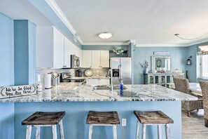 Fridge, microwave, oven, stovetop - Renovated oceanfront penthouse condo - direct beach access!  (Fort Walton Beach)