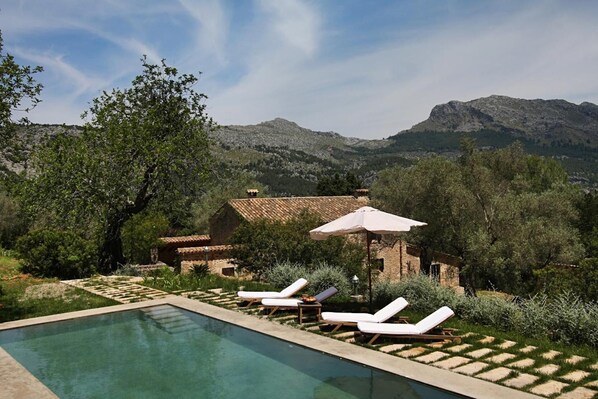 Pool - Country House 'Can Pascol' with Private Pool, Private Terrace and Wi-Fi (Pollensa)
