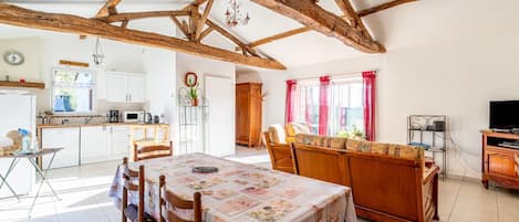 TV, DVD player, stereo