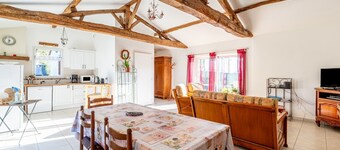 Maison 'La Clé Des Champs' with Private Terrace, Garden and Wi-Fi