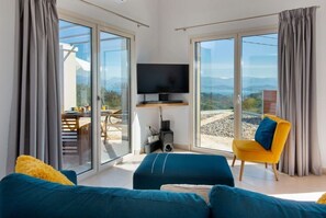 TV - Villa 'Telia Thea' with Sea View, Private Pool and Wi-Fi (Corfu)